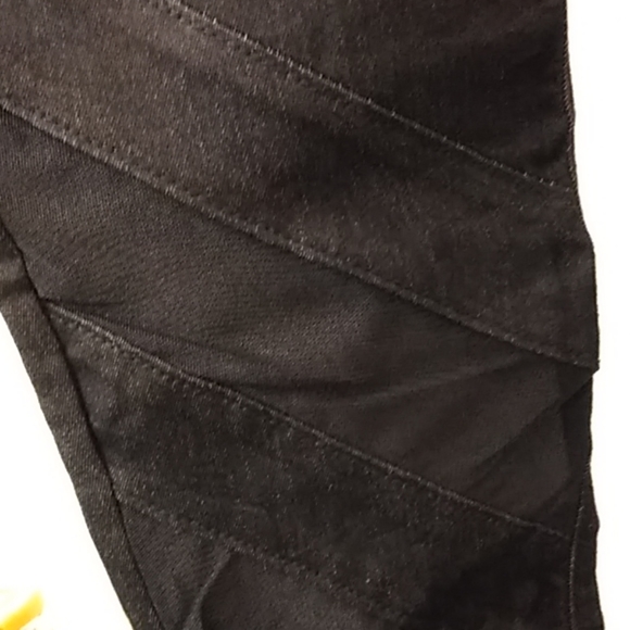 Jeans - Picture 5 of 6